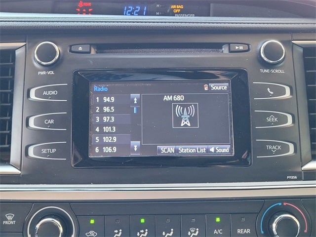 2017 Toyota Highlander LE