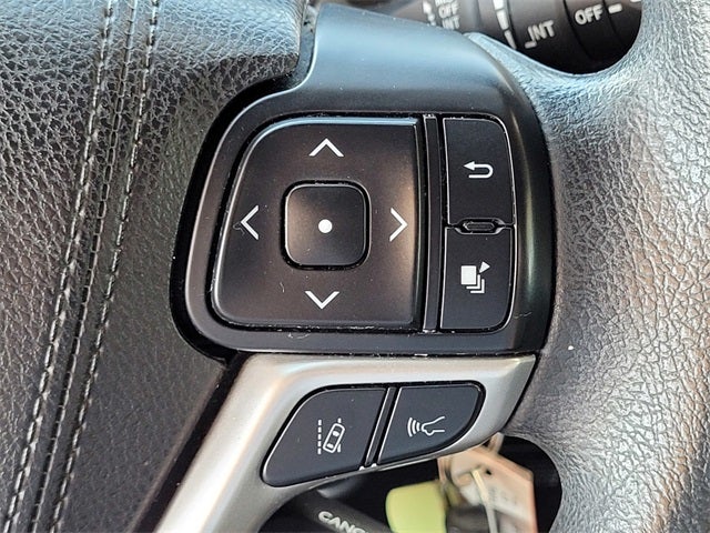 2017 Toyota Highlander LE