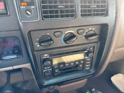 2001 Toyota Tacoma Base V6