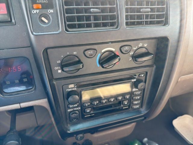 2001 Toyota Tacoma Base V6