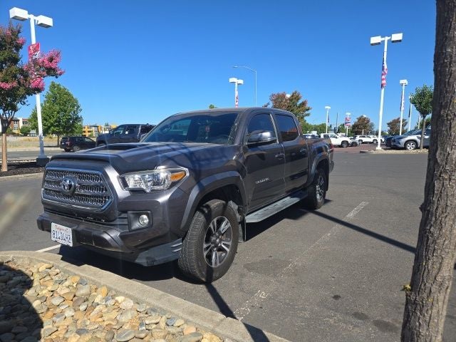 2017 Toyota Tacoma TRD Sport
