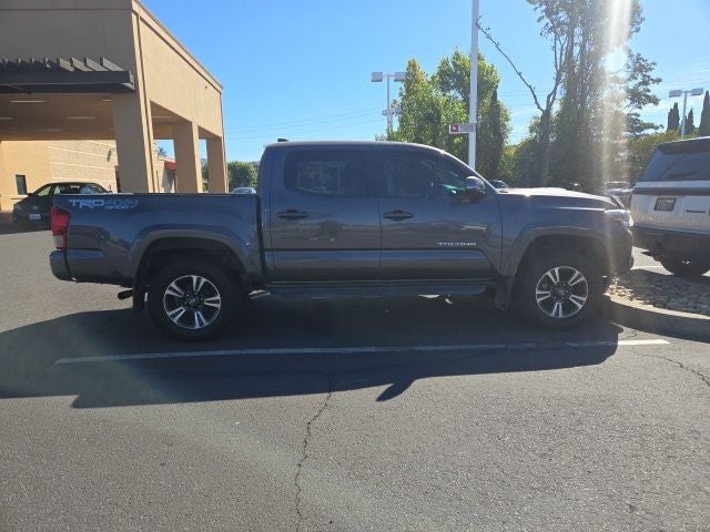2017 Toyota Tacoma TRD Sport