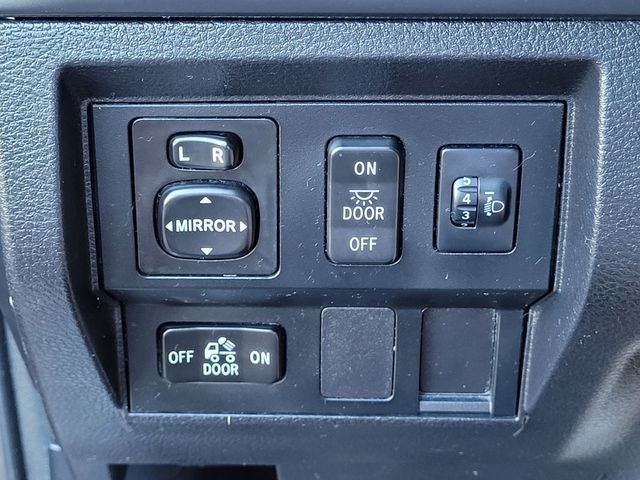 2014 Toyota Tundra SR