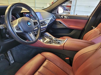 2022 BMW X6 M50i