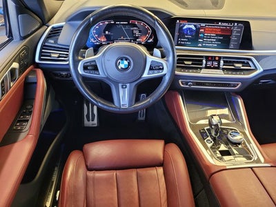 2022 BMW X6 M50i