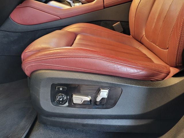 2022 BMW X6 M50i