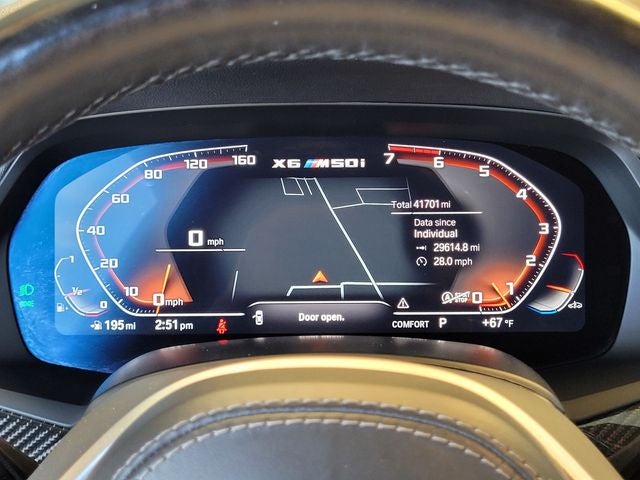 2022 BMW X6 M50i