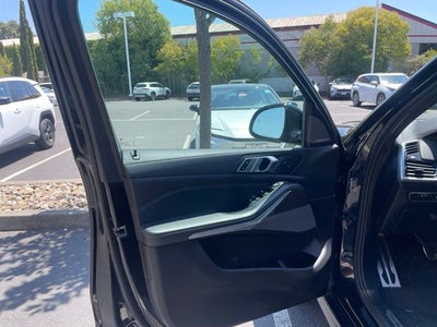 2023 BMW X5 M50i