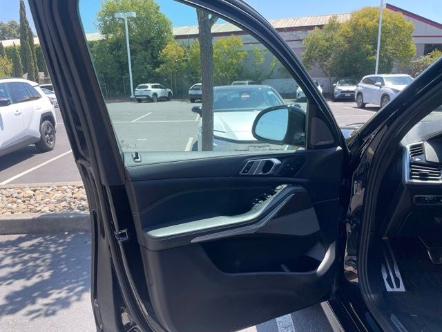 2023 BMW X5 M50i