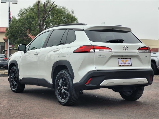 2023 Toyota Corolla Cross LE