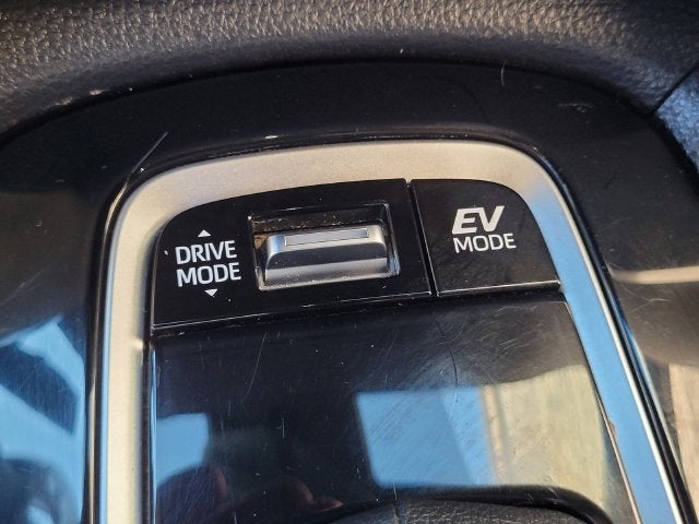 2024 Toyota Corolla Cross Hybrid XSE