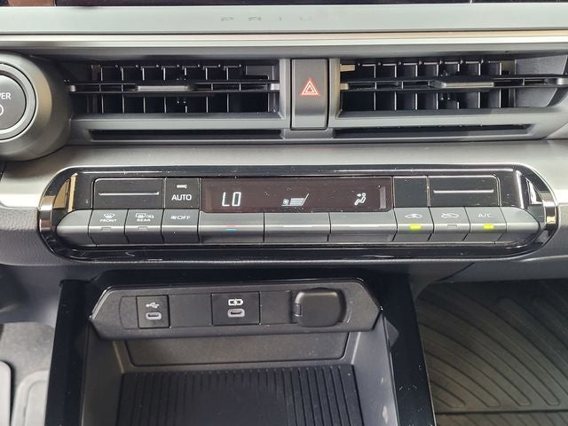2025 Toyota Prius LE