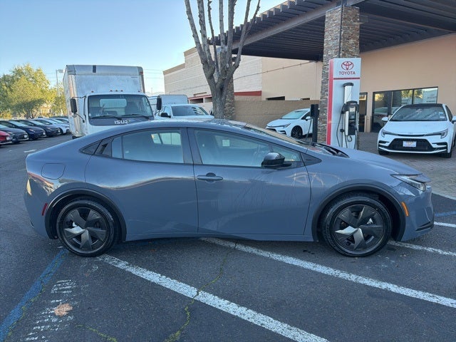 2024 Toyota Prius Prime SE