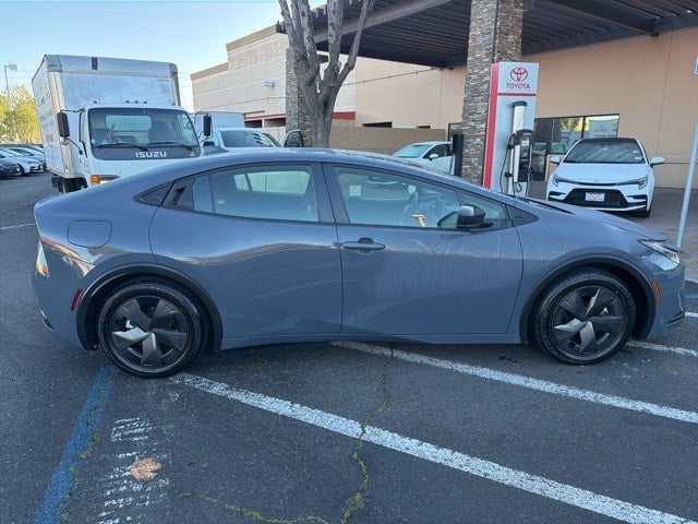 2024 Toyota Prius Prime SE
