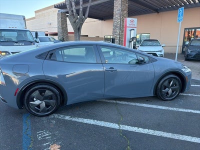 2024 Toyota Prius Prime SE