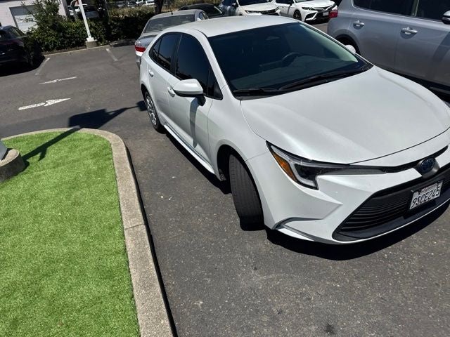 2025 Toyota Corolla Hybrid LE
