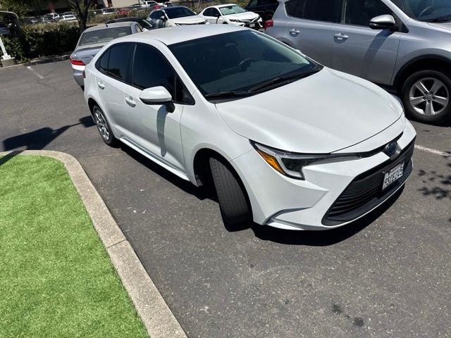 2025 Toyota Corolla Hybrid LE