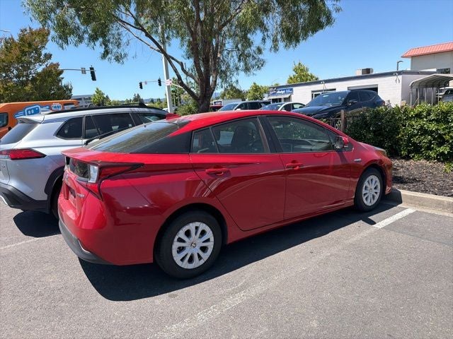 2019 Toyota Prius LE