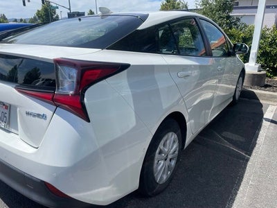 2020 Toyota Prius LE