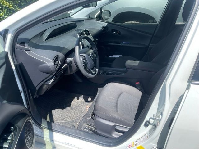 2020 Toyota Prius LE