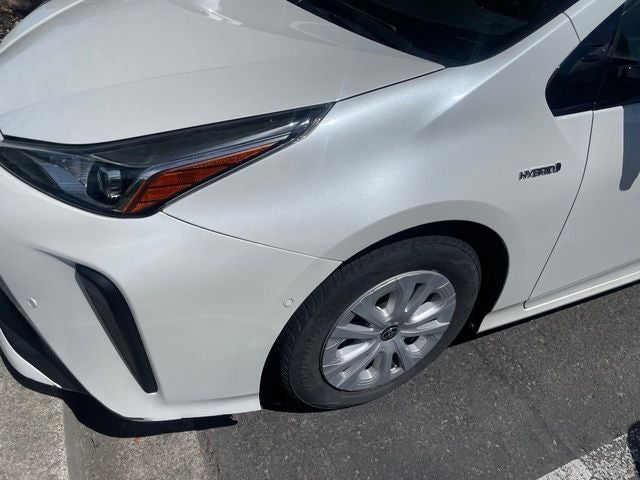 2020 Toyota Prius LE