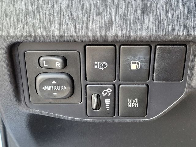 2013 Toyota Prius Plug-in Base