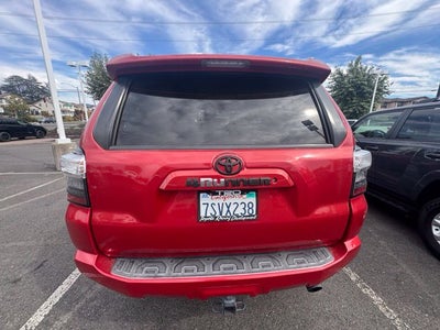 2016 Toyota 4Runner SR5 Premium w/ Third Row Seating