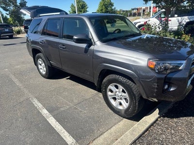2022 Toyota 4Runner SR5