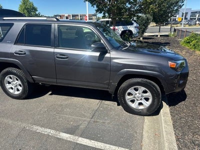 2022 Toyota 4Runner SR5
