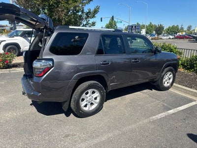 2022 Toyota 4Runner SR5