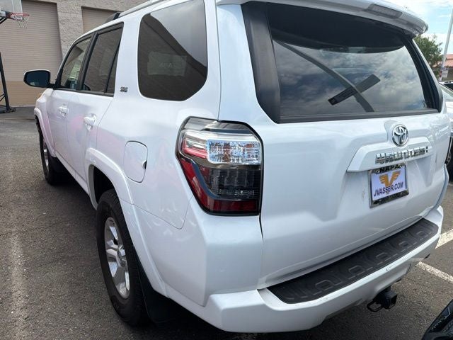2023 Toyota 4Runner SR5 w/ Third Row Seating