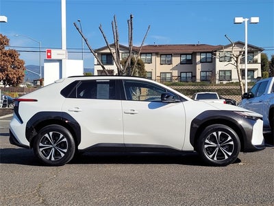 2023 Toyota bZ4X XLE