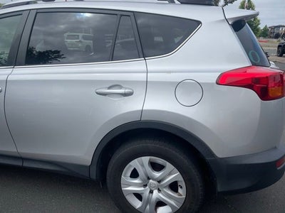 2015 Toyota RAV4 LE