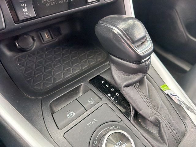 2020 Toyota RAV4 Hybrid XSE