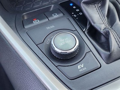 2020 Toyota RAV4 Hybrid XSE
