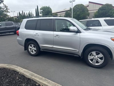 2014 Toyota Land Cruiser Base