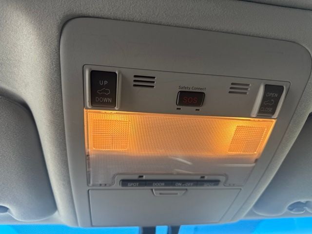 2014 Toyota Land Cruiser Base