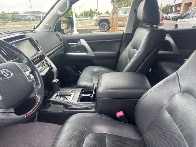 2014 Toyota Land Cruiser Base