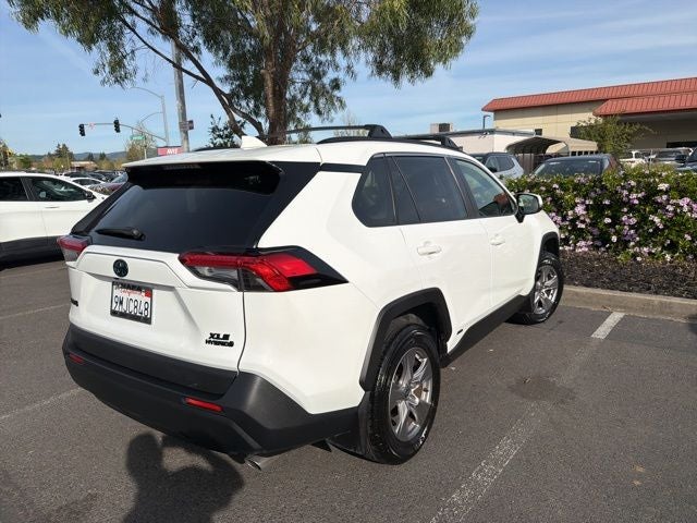 2024 Toyota RAV4 Hybrid XLE