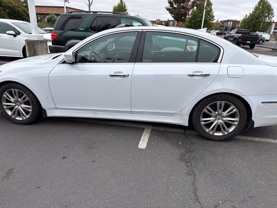 2014 Hyundai Genesis 3.8