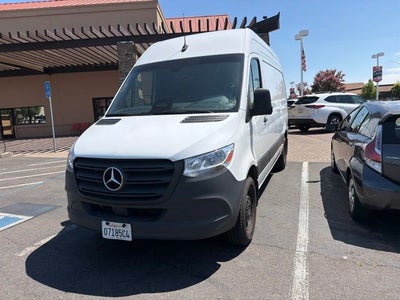 2025 Mercedes-Benz Sprinter 2500 Cargo 144 WB