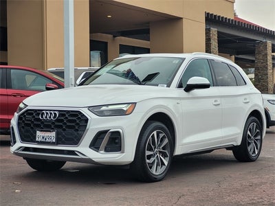2023 Audi Q5 45 S line Premium quattro