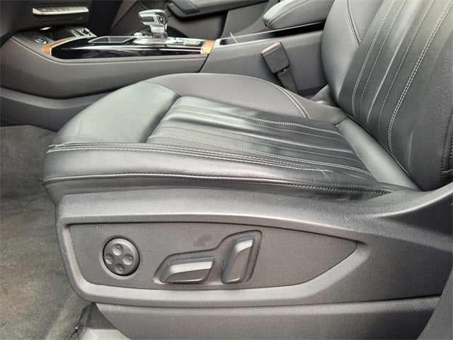 2023 Audi Q5 45 S line Premium quattro