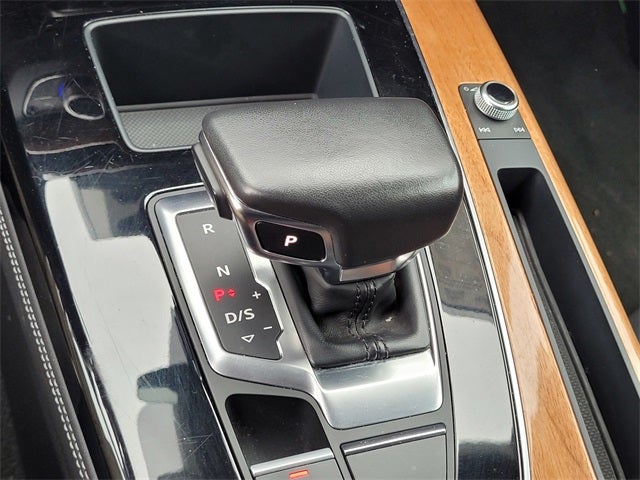 2023 Audi Q5 45 S line Premium quattro