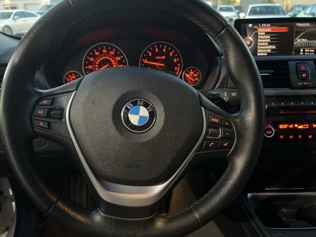 2015 BMW 3 Series 328i