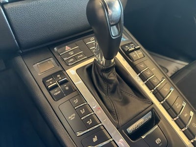 2018 Porsche Macan Base