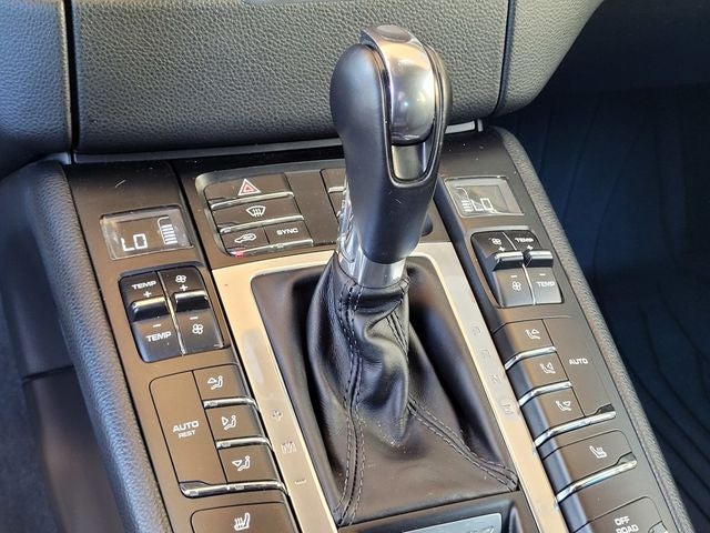 2018 Porsche Macan Base