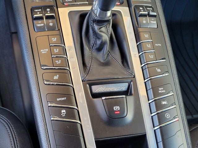 2018 Porsche Macan Base